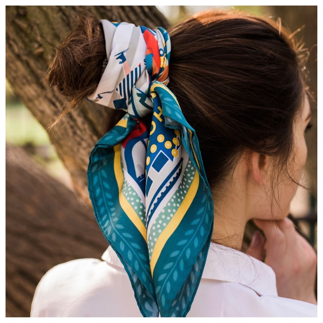 ways to tie a neckerchief