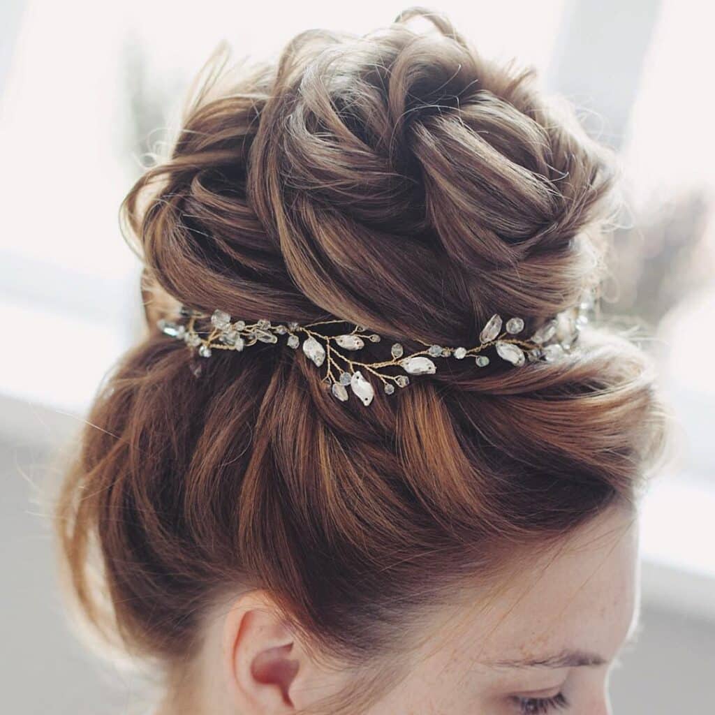 24 Best Floral Bun Hairstyles For Brides In 2023 24 Best Floral Bun Hairstyles For Brides In 2023