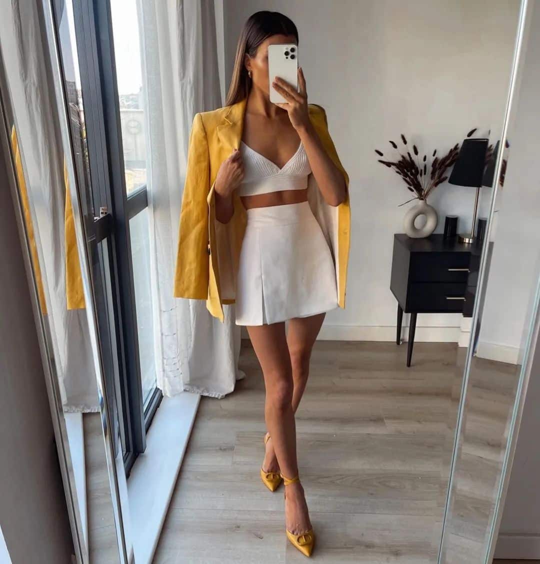 How To Wear Yellow Blazers? 21 Outfit Ideas