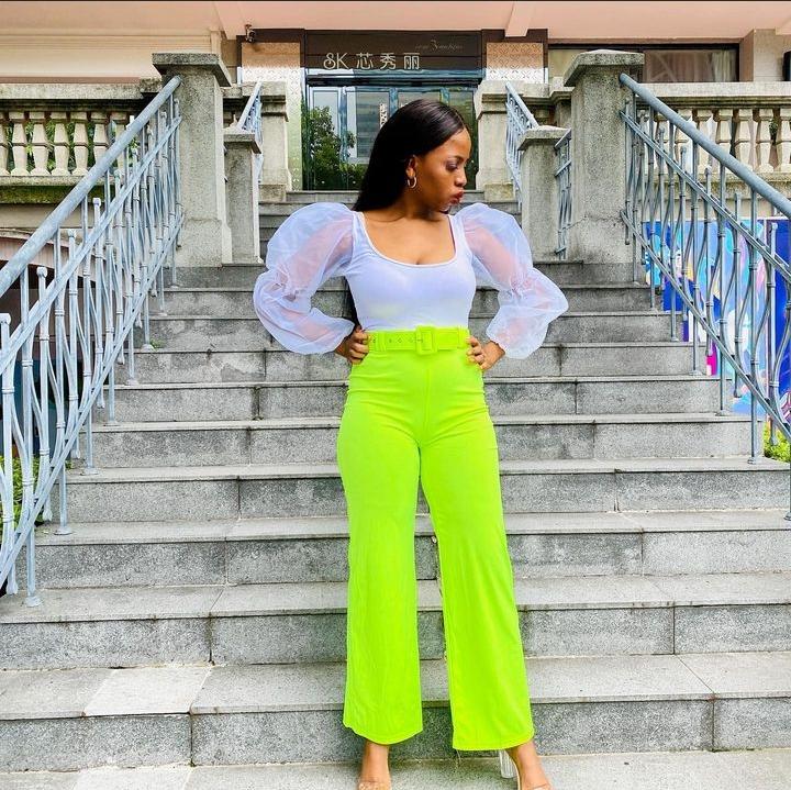 How to Wear Neon Pants ? 19 Outfit Ideas