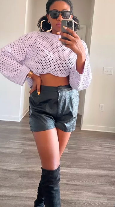 What To Wear With Booty Shorts? 20 Booty Shorts Outfits