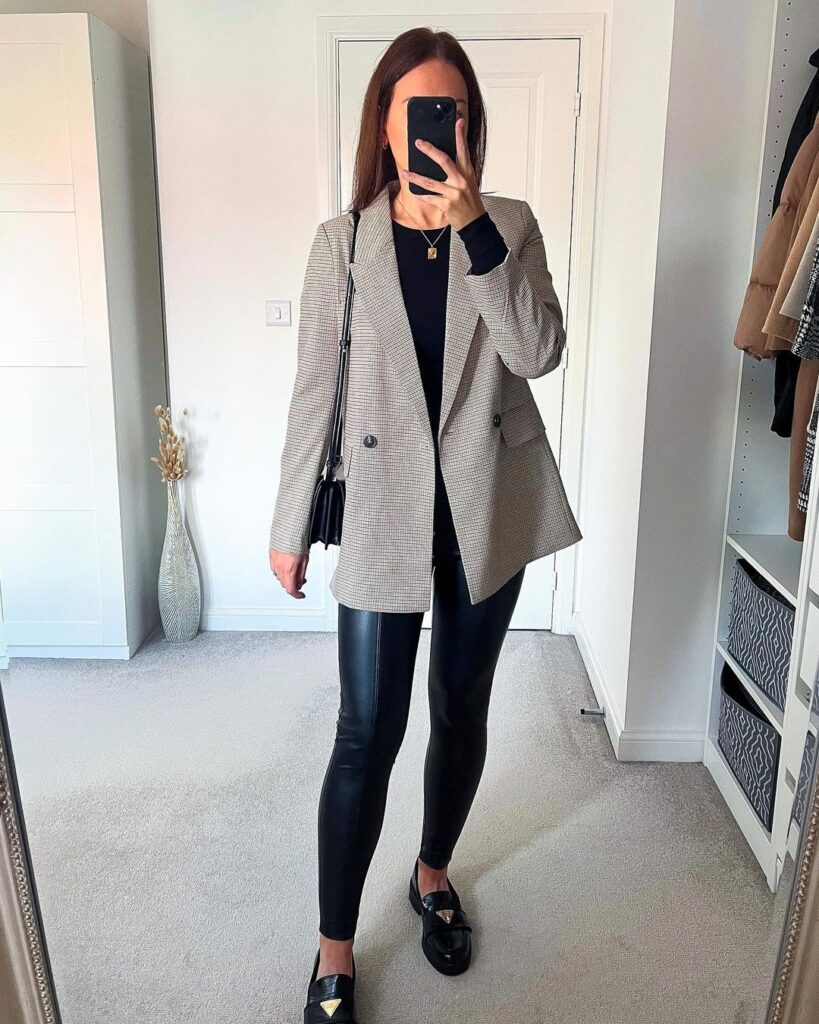 What To Wear With Leather Leggings? 20 Outfit Ideas