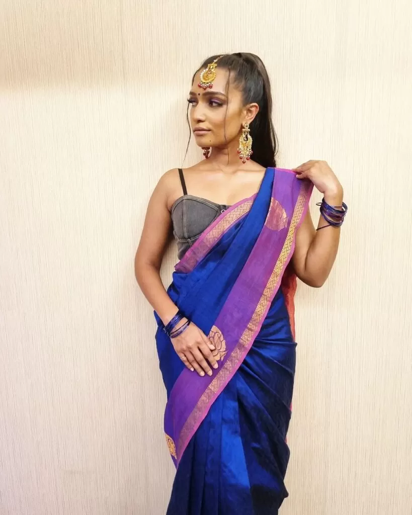 Saree with corset blouse