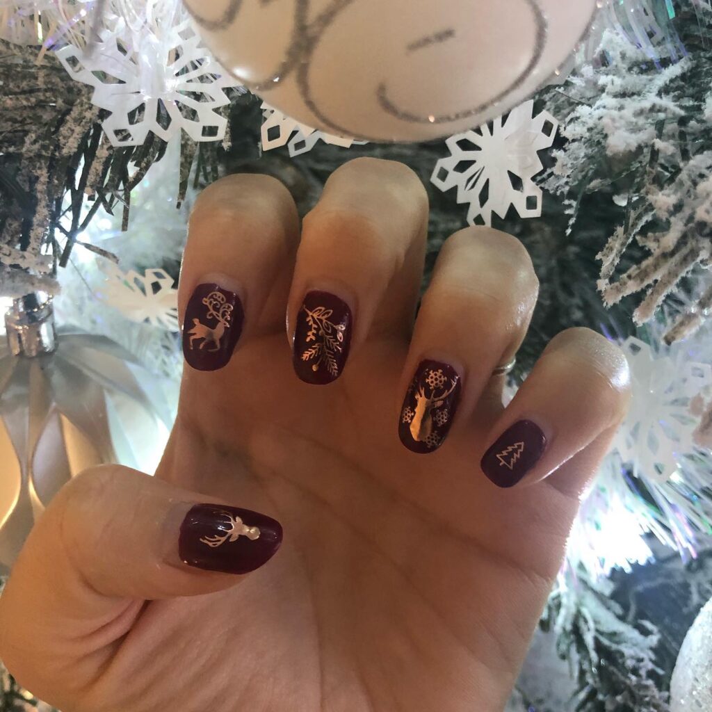 christmas nail designs for 2023