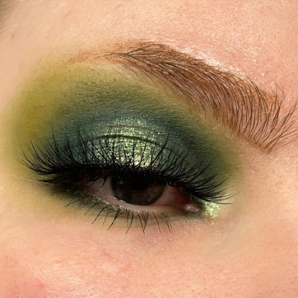 20 Trendy Indian Bridal Eye Makeup Ideas 20 Trendy Indian Bridal Eye Makeup Ideas