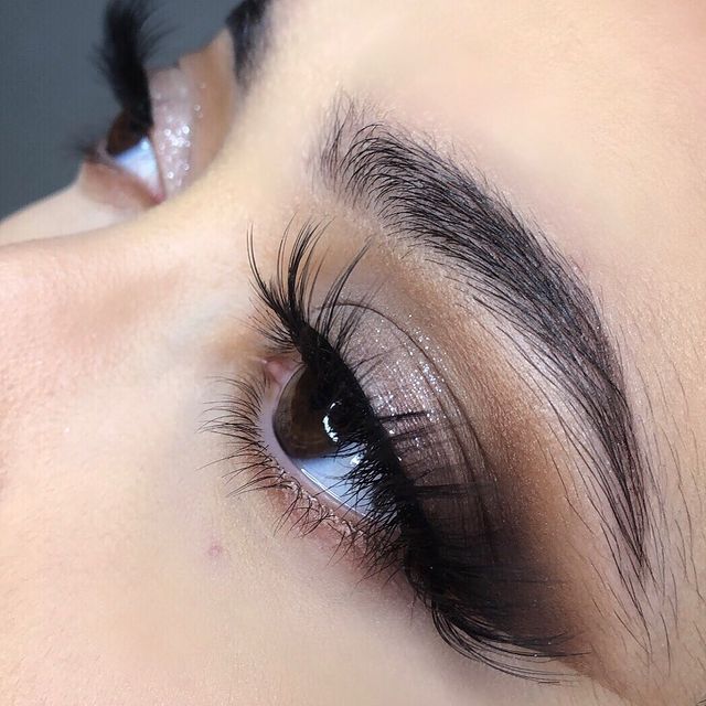 20 Trendy Indian Bridal Eye Makeup Ideas 20 Trendy Indian Bridal Eye Makeup Ideas