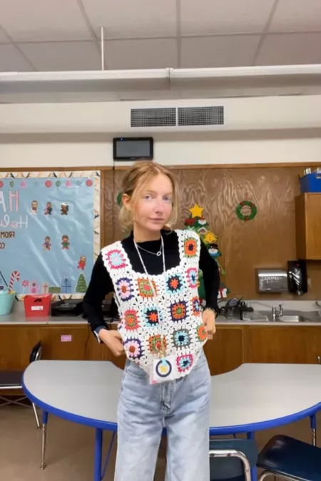 how to wear crochet tops