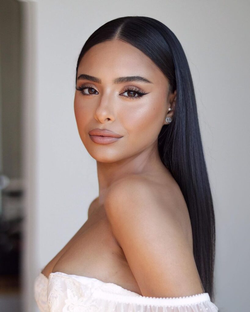 29 Gorgeous Wedding Guest Hairstyles 2023 29 Gorgeous Wedding Guest Hairstyles 2023