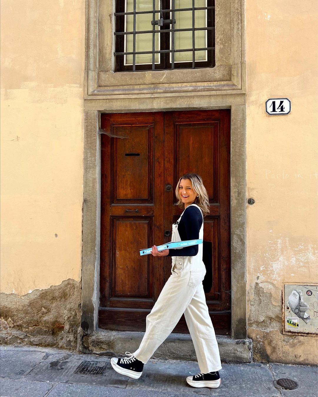 What To Wear In Florence? 29 Outfit Ideas & Packing Tips What To Wear In Florence? 29 Outfit Ideas & Packing Tips