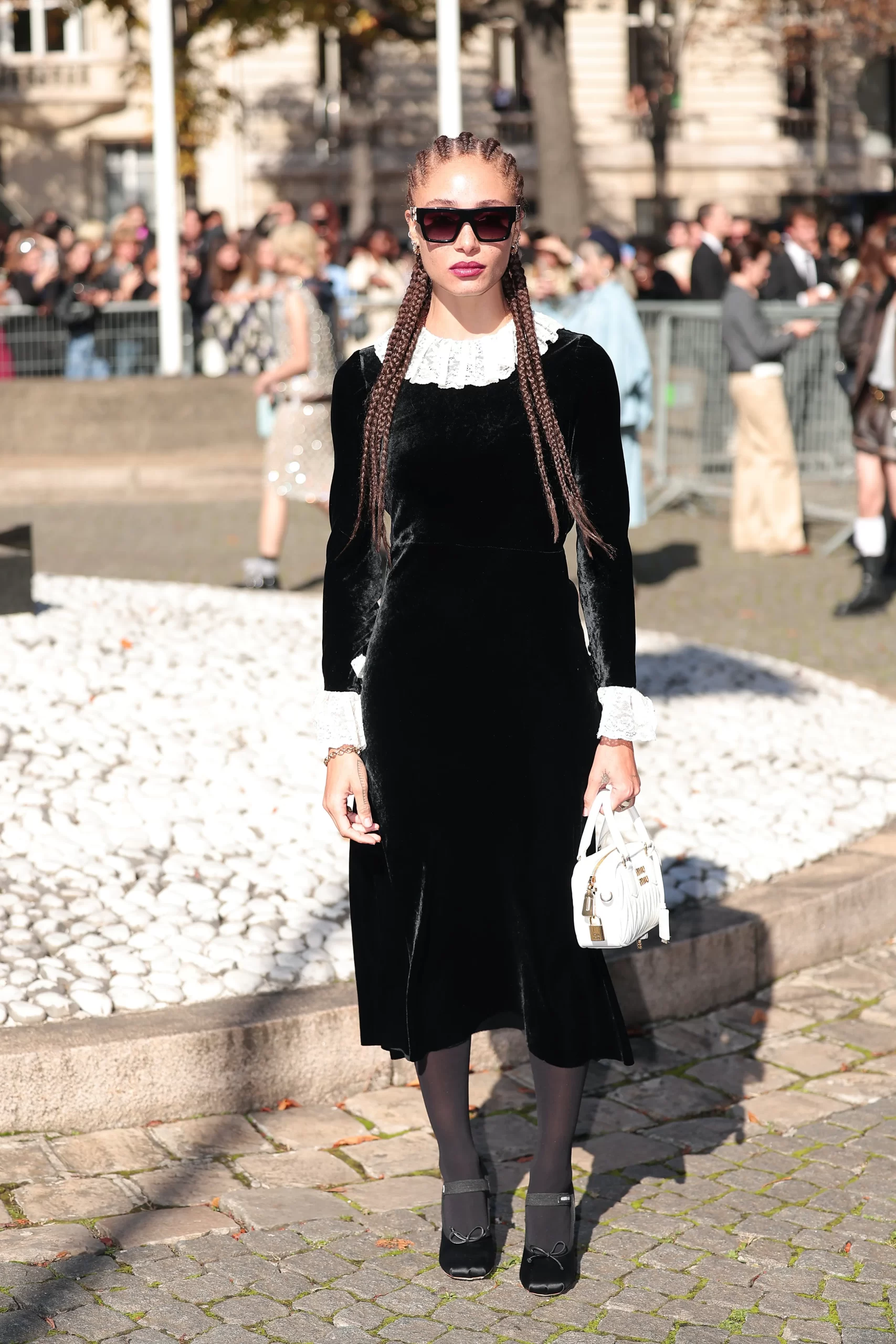 what to wear to a fashion show celebrity