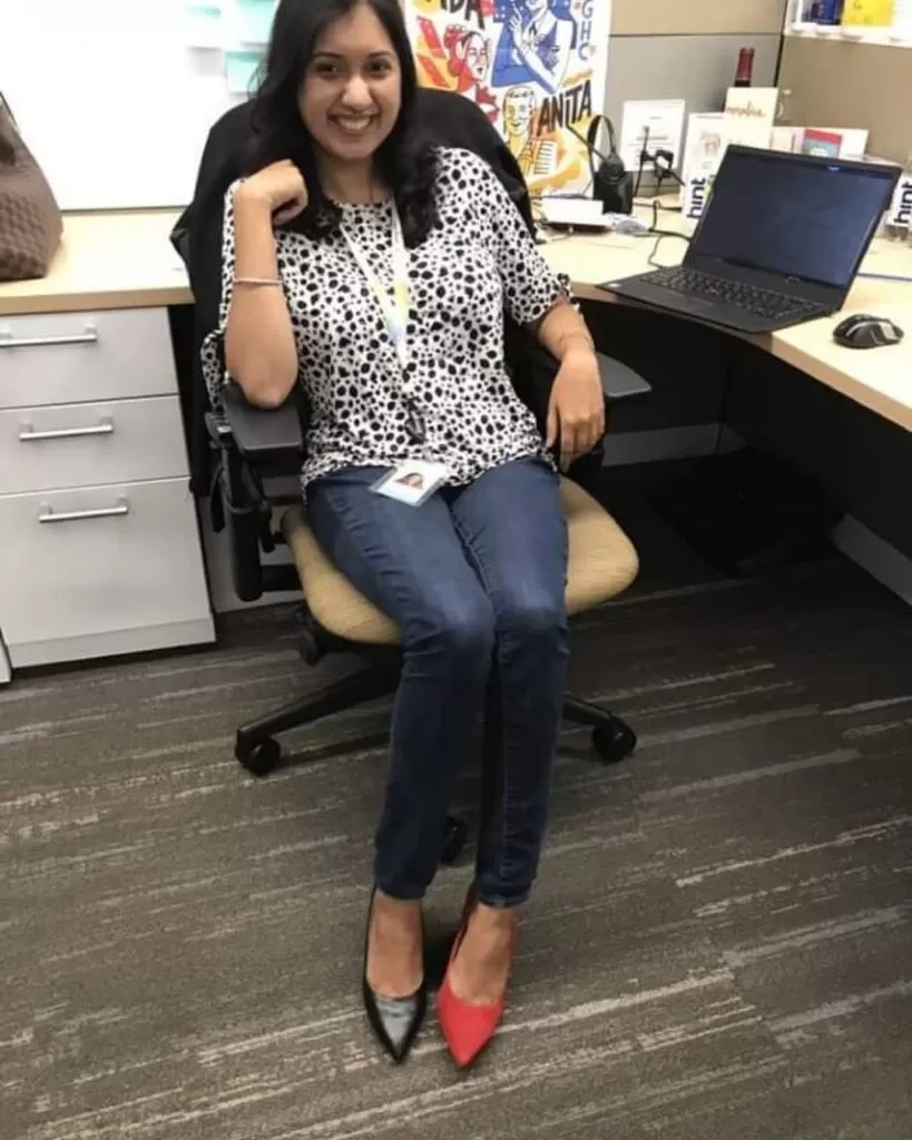 How To Wear Mismatched Shoes