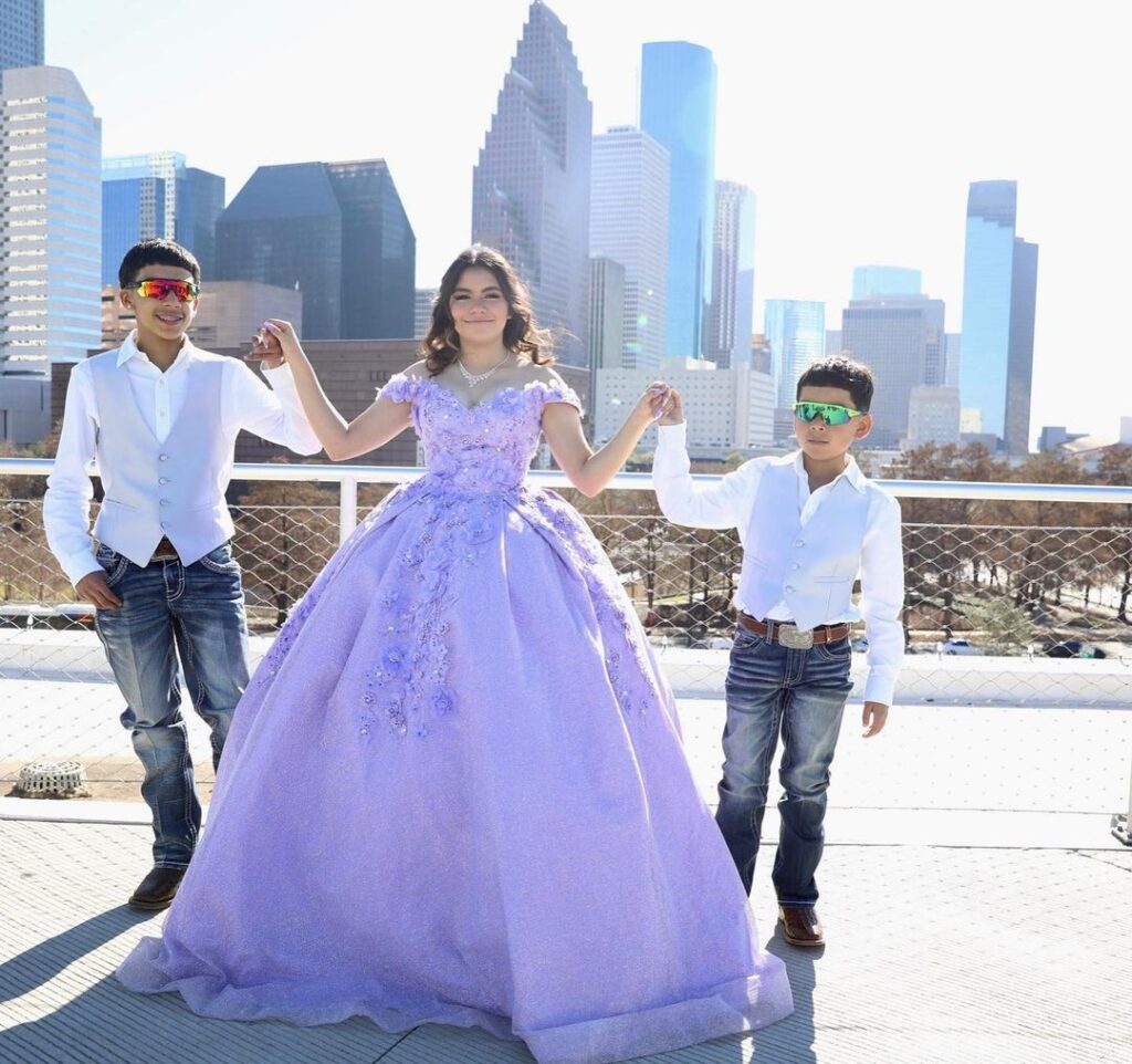 what to wear to a quinceanera