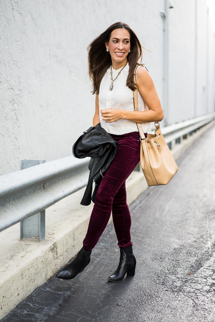 Outfits with Velvet Leggings 14