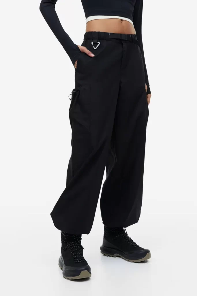 women cargo pant outfit