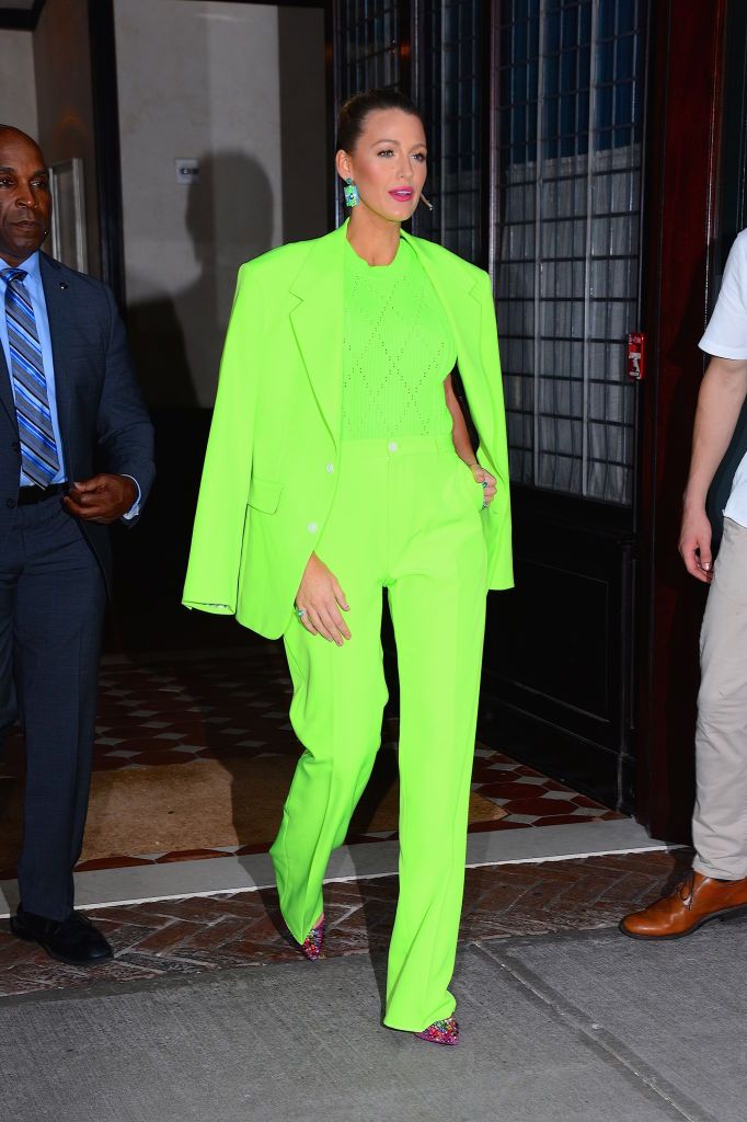 Glow-In-The-Dark Outfits celebrities 6