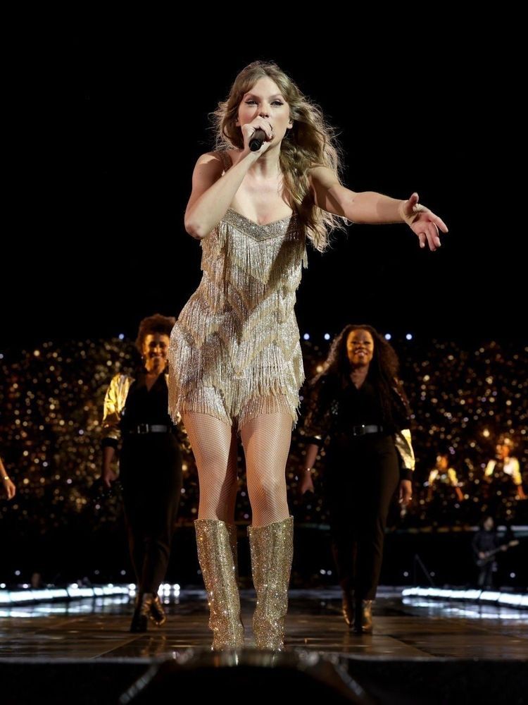What to Wear to Taylor Swift Eras Tour Concert? 60 Ideas