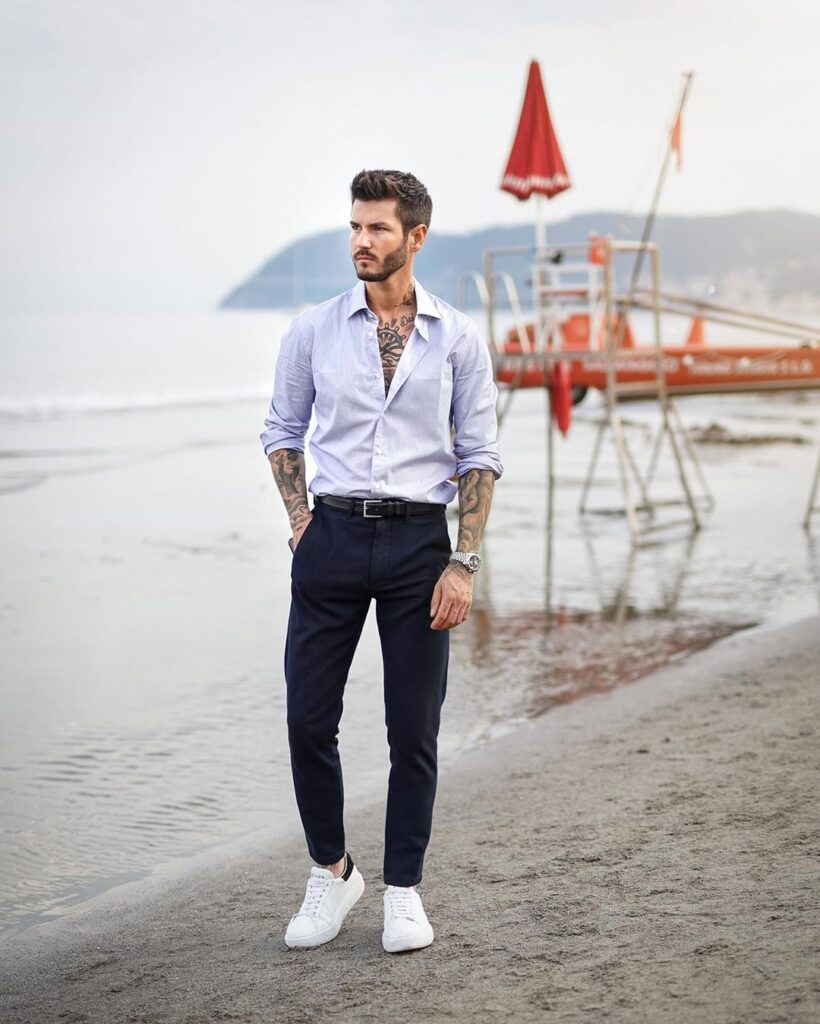 How To Roll Up Shirt Sleeves (Step by Step Tutorial) How To Roll Up Shirt Sleeves (Step by Step Tutorial)