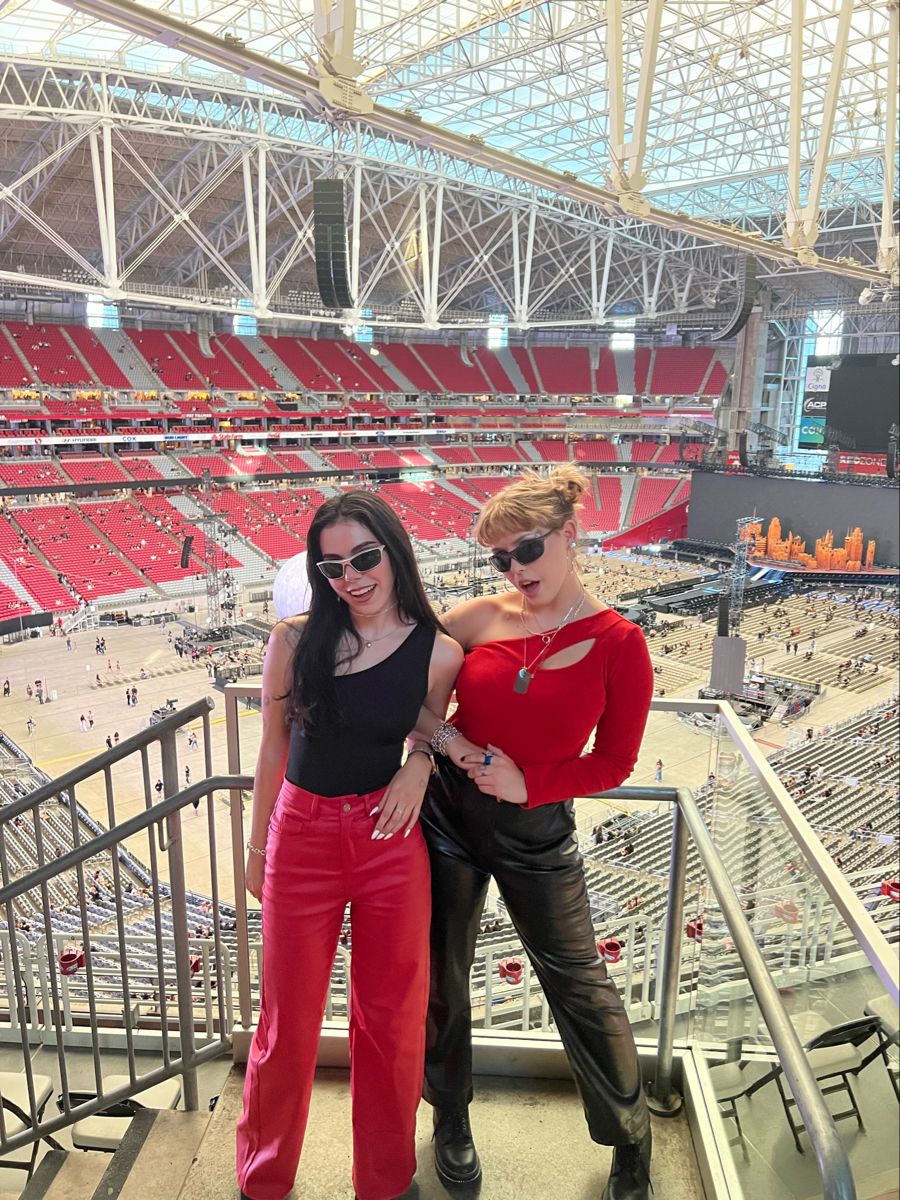 bad bunny concert outfits 8
