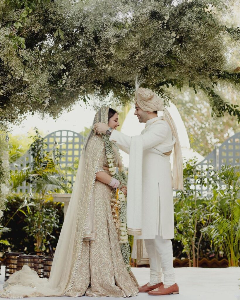 Parineeti Chopra Wedding Pics & Everything You Need to Know Parineeti Chopra Wedding Pics & Everything You Need to Know
