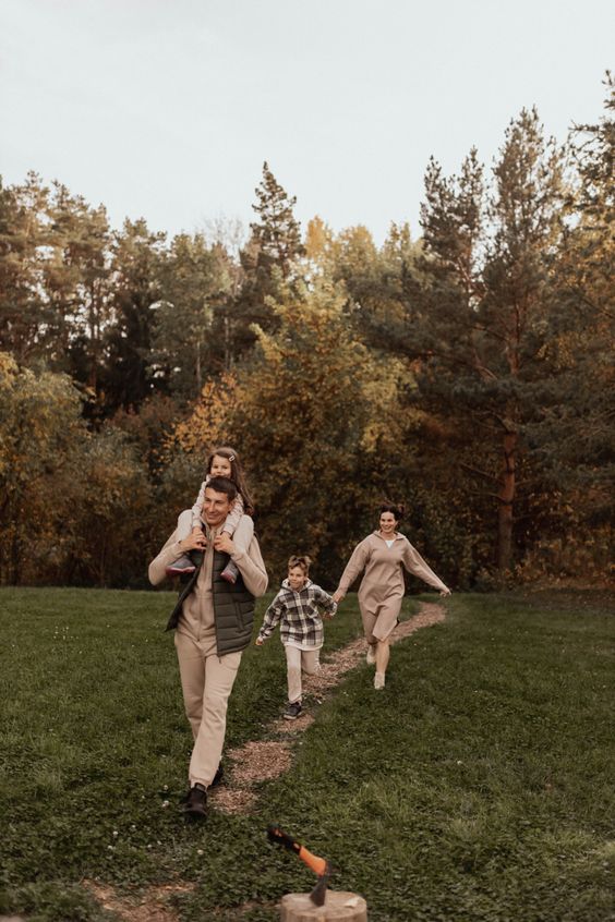 Fall Family Photo Outfits