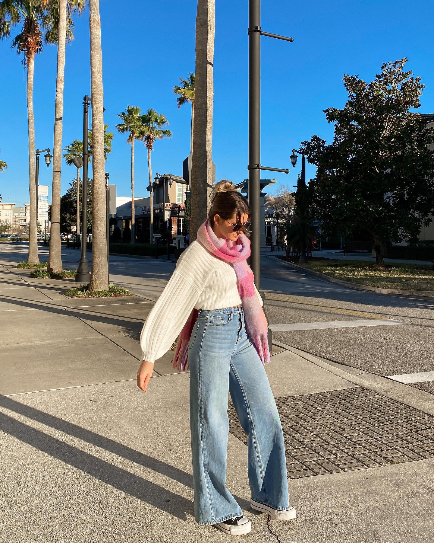 15 Types of Pants that Women Must-Have in Their Wardrobes