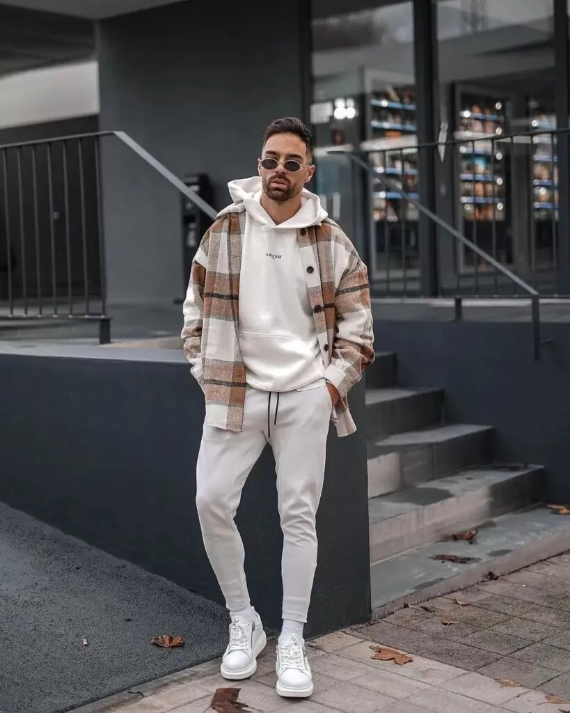 How To Wear Shackets