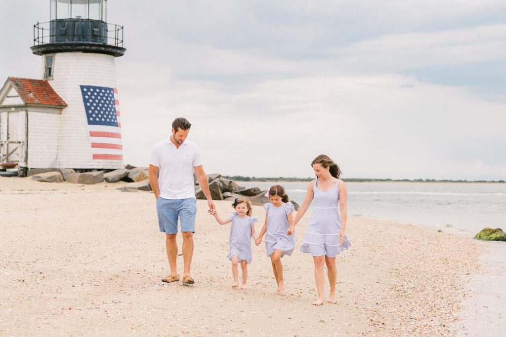 summer family photoshoot outfits and winter family photoshoot outfits