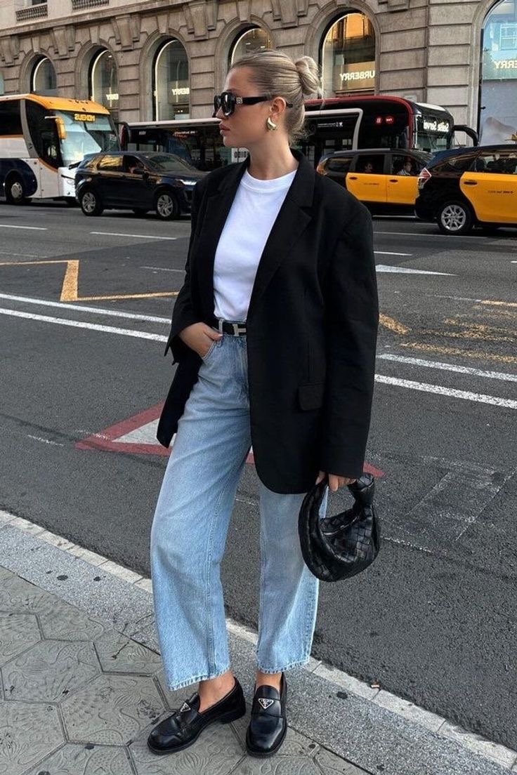 Black Blazer Outfits for Women-24 Ways to Style Black Blazers