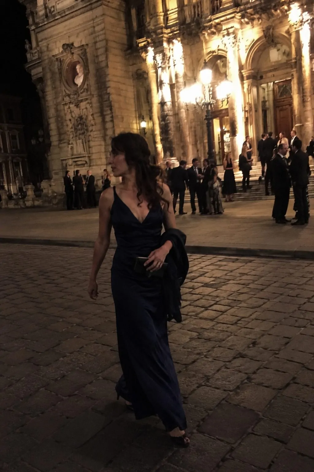 Styling Tip 2 - Choose Footwear You Can Walk in Confidently - What to Wear to an Opera